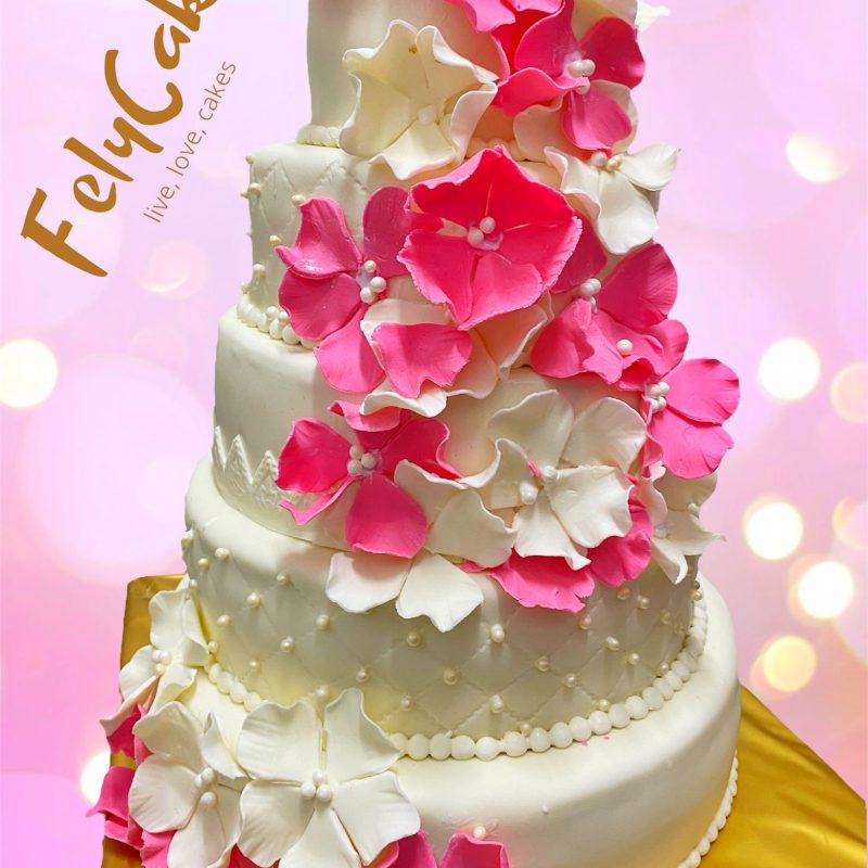 Tort de Nunta cu Flori 1